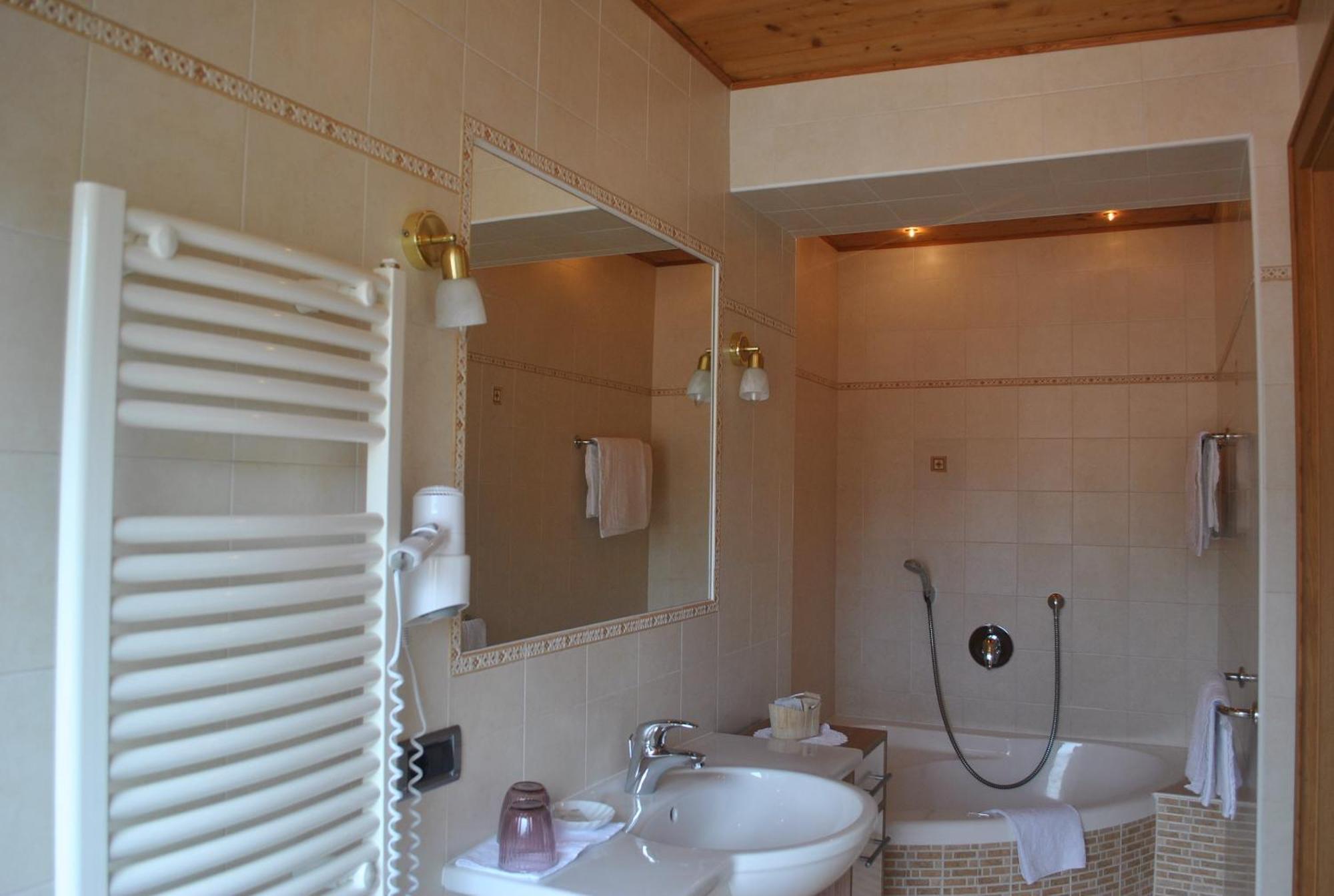 Hotel Garni Walter Urtijëi Dış mekan fotoğraf